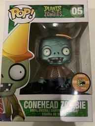 05 Conehead Zombie (SDCC)