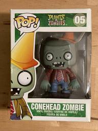 05 Conehead Zombie (Common)