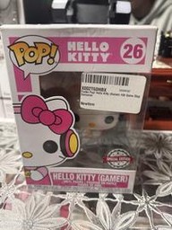 26 Hello Kitty (Gamer) (GameStop)