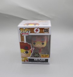 320 Kid Flash (Glow Chase) (Hot Topic)