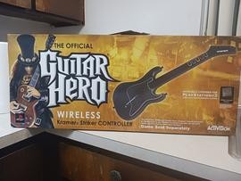 Guitar Hero (Sony Playstation 2)