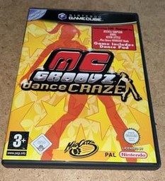 MC Groovz Dance Craze (Bundle) (Nintendo GameCube)
