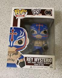 06 Rey Mysterio (Common)