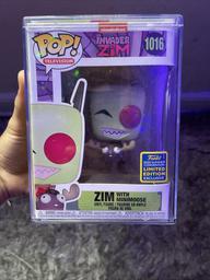 1016 Zim with Minimoose (Summer Convention)