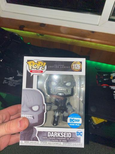 1126 Darkseid (Common)