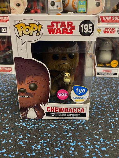195 Chewbacca (Flocked) (FYE)