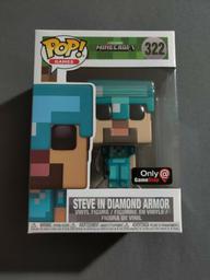 322 Steve in Diamond Armor (GameStop)