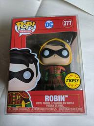377 Robin (Imperial Palace) (Hooded)