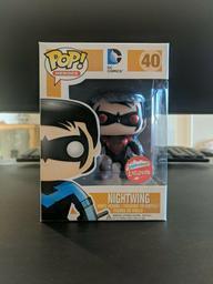 40 Nightwing (Red) (Metallic) (Fugitive Toys)