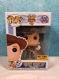 535 Sheriff Woody Holding Forky (Hot Topic)