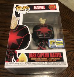 657 Dark Captain Marvel (SDCC)
