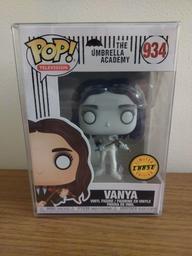 934 Vanya (White Violin) (Chase)