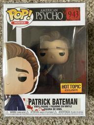 943 Patrick Bateman (Hot Topic)