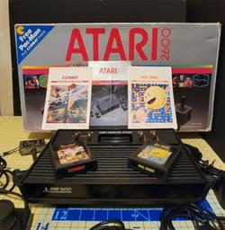 Atari 2600 System (Vader Black) (Atari 2600)