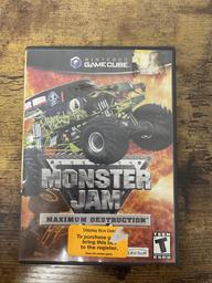 Monster Jam Maximum Destruction (Nintendo GameCube)