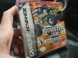 Monster Jam: Maximum Destruction (Nintendo Game Boy Advance)