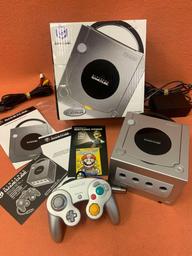 Nintendo Gamecube Controller (Platinum) (Nintendo GameCube)